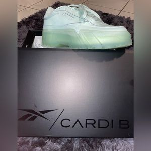 Club C cardi Reeboks